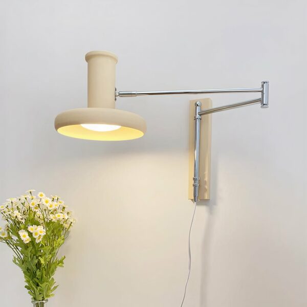 Faltbare Kipp-Wandlampen beige