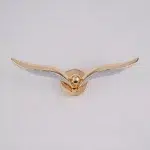Moderne Wandleuchte in Form eines goldenen Vogels — Hauptansicht