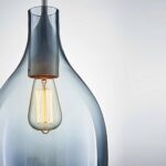 Wassertropfen-Hängeleuchte aus Glas im nordischen Design — Hauptansicht