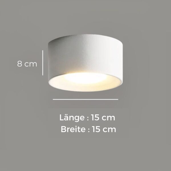 Moderner LED-Kronleuchter mit minimalistischem Zylinderdesign und Einbaustrahler