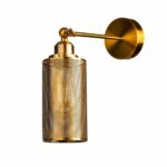 Goldene Wandleuchte im Industriestil — Hauptansicht