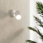 Wandleuchte mit verstellbarem Spot aus Metall