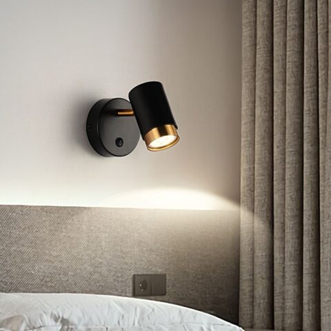 Moderne richtungsweisende Spotlight-Wandleuchte aus Stahl