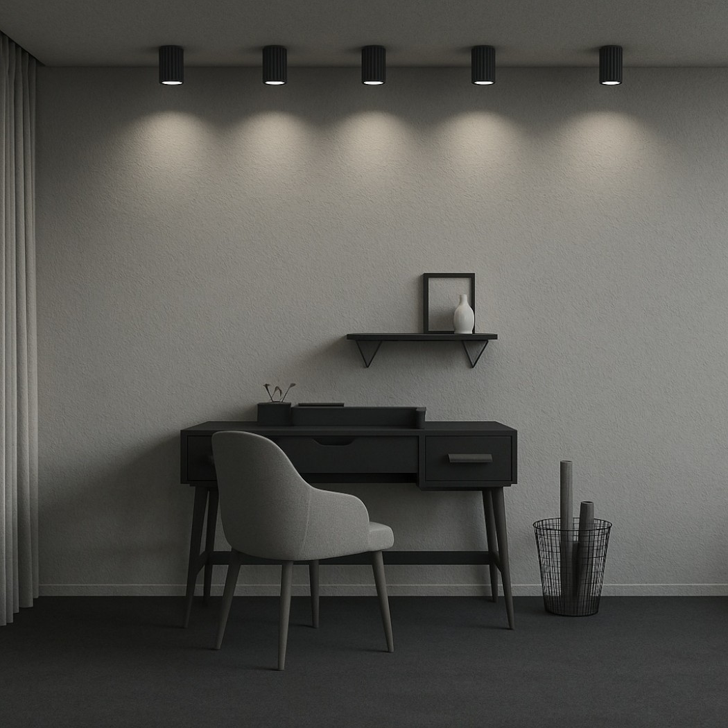 Minimalistischer, röhrenförmiger Deckenleuchter aus schwarzem Aluminium