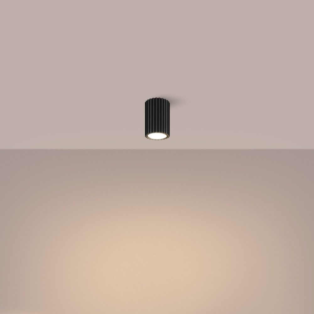 Minimalistischer, röhrenförmiger Deckenleuchter aus schwarzem Aluminium