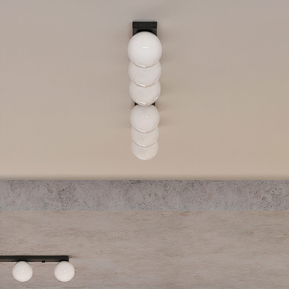 Deckenleuchter mit 6 Kugeln aus Metall und Glas