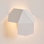 Geometrische Wandleuchte im skandinavischen Stil