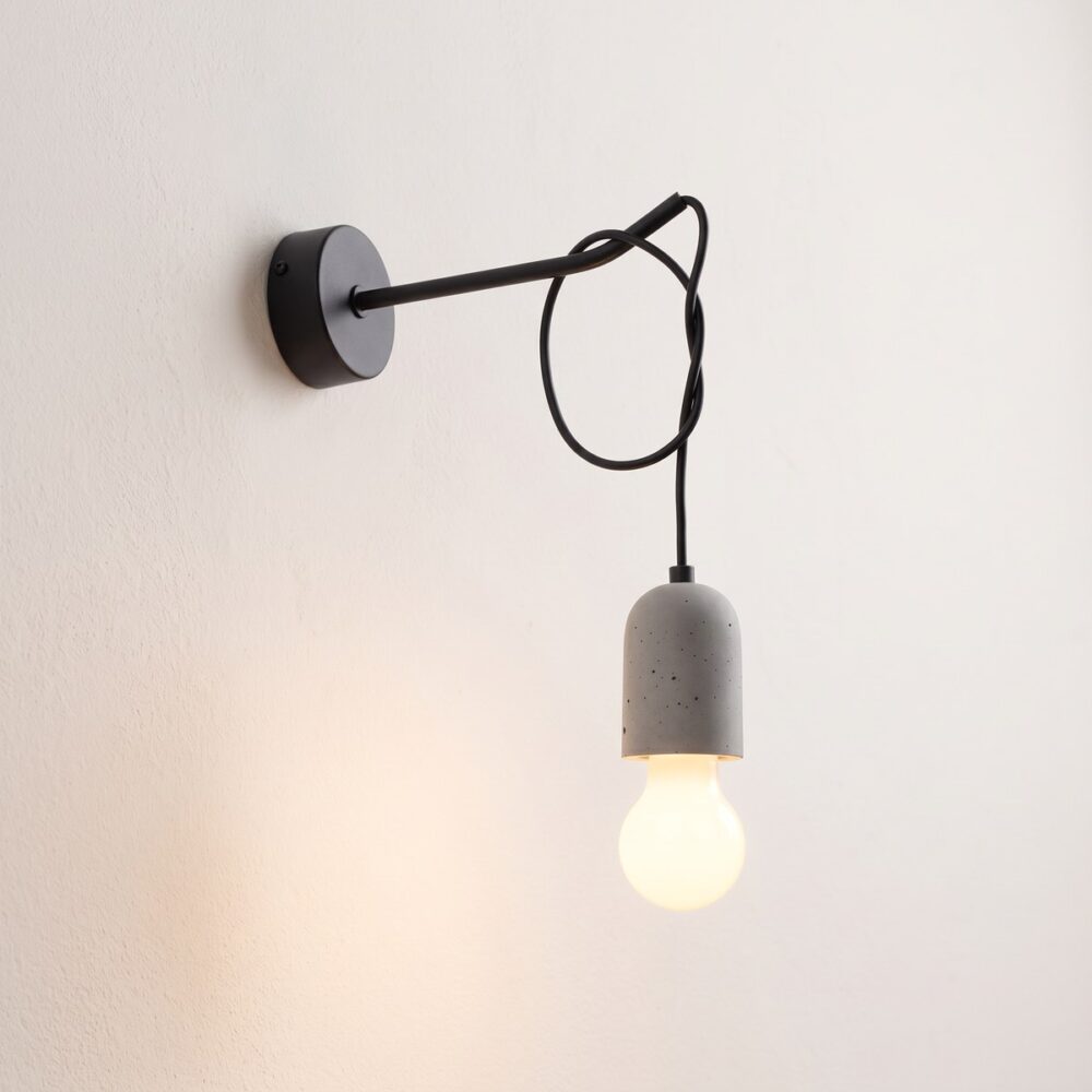Industrielle Spinnenlampen-Wandleuchte aus Rohbeton