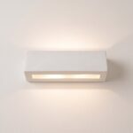 Minimalistische rechteckige Wandleuchte aus weißer Keramik