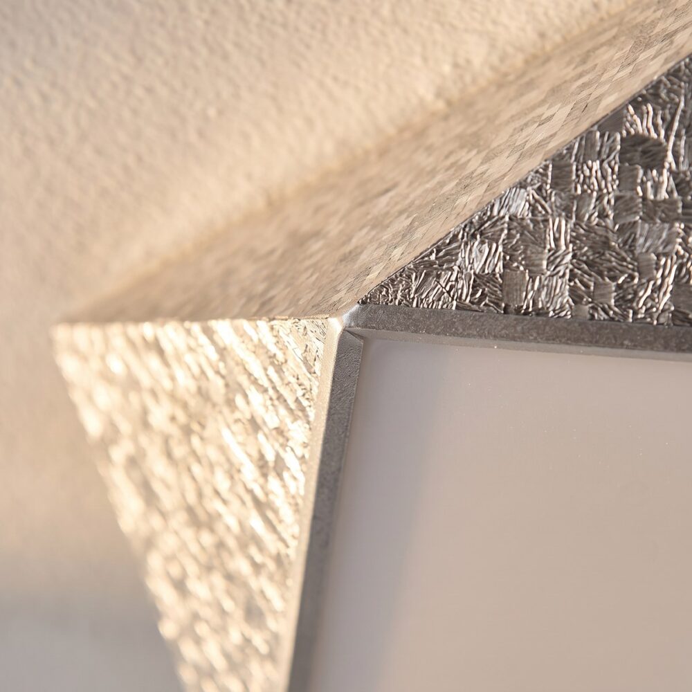 Sechseckige Deckenleuchte, gehämmertes Silber, 45 cm
