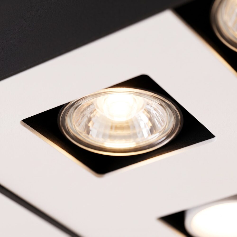 Quadratischer Deckenspot mit 4 Lampen, weiß oder schwarz