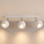 Deckenstrahler mit 3 schwenkbaren Kugelspots