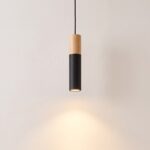 Pendelleuchte Röhre Holz und schwarzes Metall