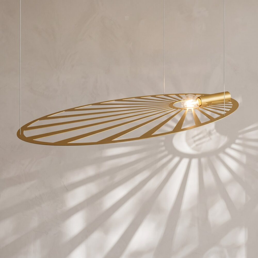 Pendelleuchte Blatt aus durchbrochenem Metall, 110 cm